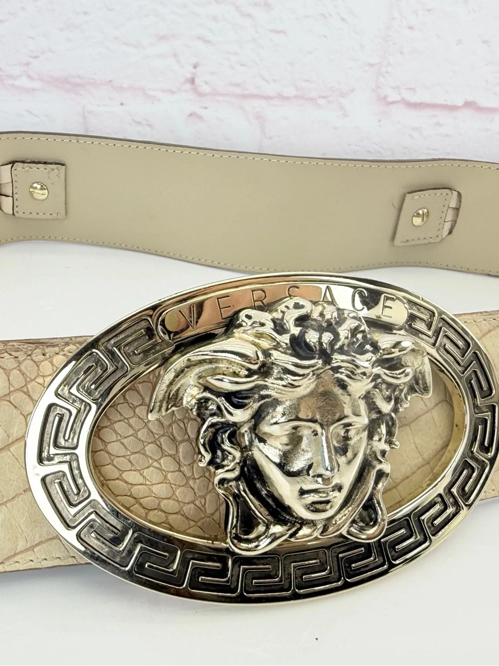 Versace Medusa Crocodile Embossed Leather Belt Beige 85/34 Italy CD9429 Unisex